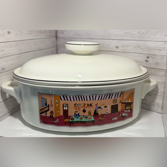 Villeroy & Boch Naïf 2QT Covered Casserole Dish With Lid - Oven To Table